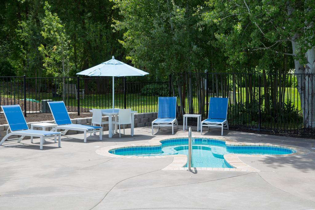 Lithia Springs Resort Ashland Bagian luar foto